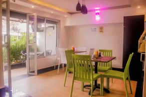 DAYO SUITES AND HOTEL - Restaurante