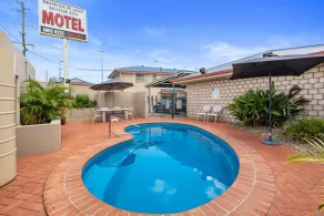 Browns Plains Motor Inn - Pool