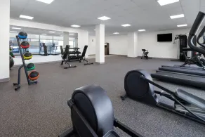 La Quinta Inn & Suites By Wyndham Queens NYC JFK AirTrain - Salle de remise en forme