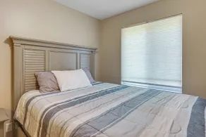 NOUVEAU! Large Home w / Hot Tub - Marchez jusqu'au lac Michigan! - Intérieur