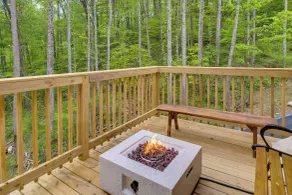 Furnished Deck & Fire Pit: Serene Marshall Cabin! - Innvendig