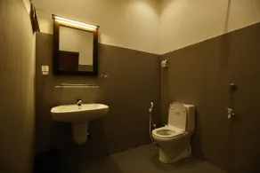 J Hotel - Bad