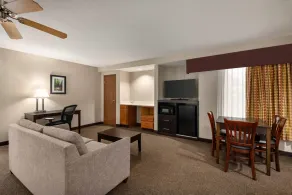 Baymont by Wyndham Rockford - Rum