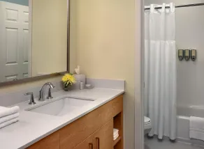 Sonesta Simply Suites Cleveland Westlake - Salle de bain