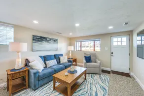 20 Mi to Pittsburgh: Natrona Heights Apt - Interiør