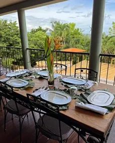 LF Jungle Retreat - Restaurant