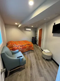 Fraser Motel - Room