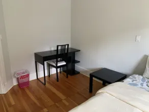 West Point Grey Guest House  UBC - Room