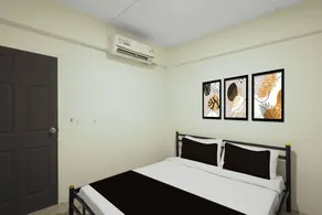 RQ Bangkok Huai Khwang by Collection O - Quarto