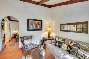 Romantic Retreat at Rancho Las Lomas: Pet Friendly - Intérieur