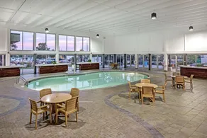 DoubleTree by Hilton Omaha Southwest - Piscine