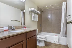 Rose City Inn & Suites - Salle de bain