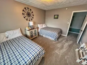 Sunny Shuswap B&B - Chambre