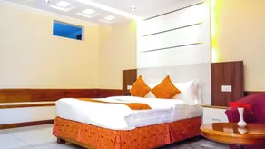 Meru Slopes Hotel - Room