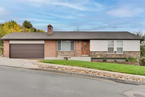 Mountain-view Retreat w/ Hot Tub in Centerville! - Interiör