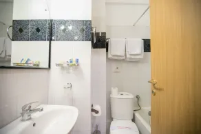 Tzaki hotel & restaurant Patras - Bad