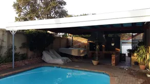 Old Oak Guest House - Pool