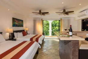 Shana by the Beach Manuel Antonio - Room