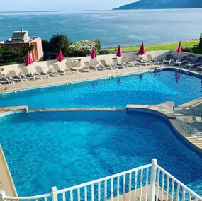 Hôtel le Bellevue - Piscine