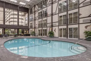 Best Western Plus The Normandy Inn & Suites - Piscine