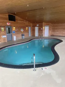 Days Inn by Wyndham Hinckley - Pool