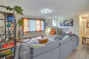 Modern Urbana Home: 2 Mi to University of Illinois - Intérieur