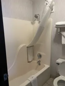 Quality Inn Lakefront - Salle de bain