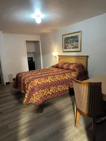 New West Motel - Room