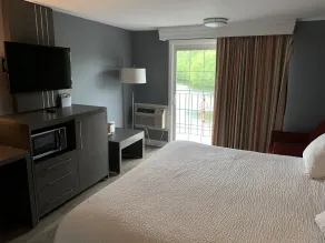 Super 8 by Wyndham Sturbridge - Chambre