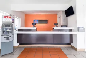 Motel 6-Long Beach, CA - International City - Réception