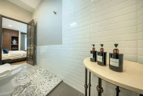 Apirom Hometel - Spa