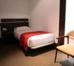 Hotel BESTPRICE Toledo - Chambre