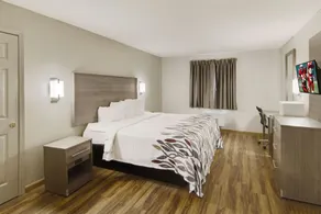 Red Roof Inn & Suites Pensacola-NAS Corry - Værelse
