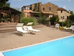 Superior Ground Floor Apartment With Pool View - Basseng