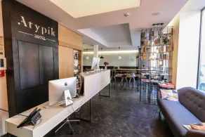 Atypik Hôtel - Réception