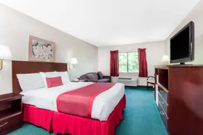 Ramada by Wyndham Tell City - Værelse