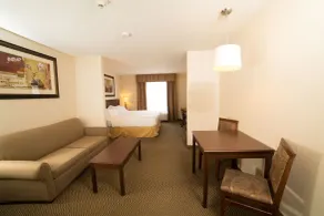 Holiday Inn Express Hotel & Suites - Slave Lake by IHG - Zimmer