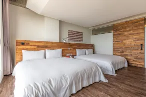 El Puerto Hotel - Room
