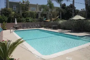 Harbor Inn & Suites - Piscine