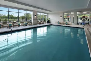 Hampton Inn & Suites Teaneck Glenpointe - Piscine