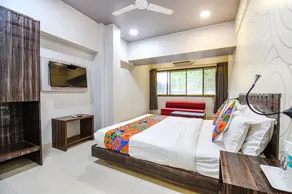 Super Collection O Rajdhani Hotel - Room