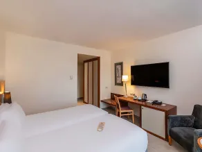 Hotel Mercure Lisboa - Camera