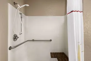 Hawthorn Extended Stay by Wyndham Decatur - Salle de bain