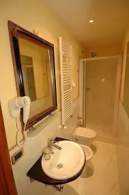 Residenza La Loggia - Bathroom