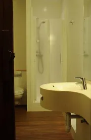 Hotel Escapade - Bathroom