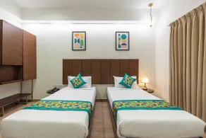 Treebo Flora Embassy - Room