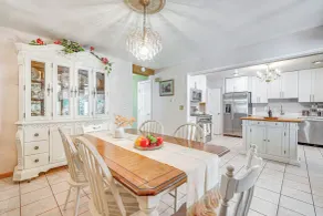 French-inspired Townhome 9 Mi to Saratoga Springs! - Interiør