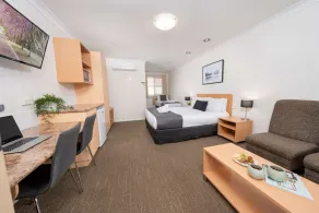 Best Western Tuscany on Tor Motor Inn - Room
