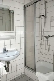 B&B -Pension Landhaus Lützen - Baño