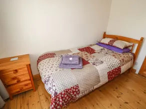 Cottage avec barbecue et jardin - Chambre